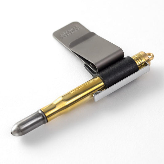 Traveler's Notebook Refill 016 Pen Holder <M> Black — in use