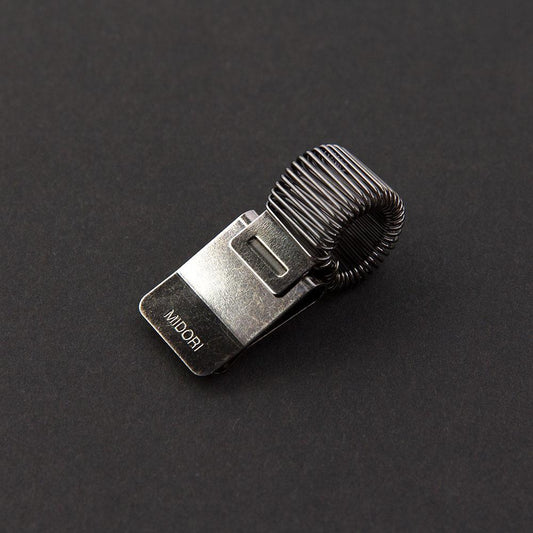 Midori Mini Clip Pen Holder — detail view