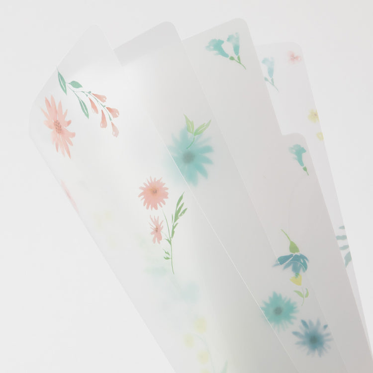 Midori A4 3-Pocket Clear Folder — Flowers B — angle view