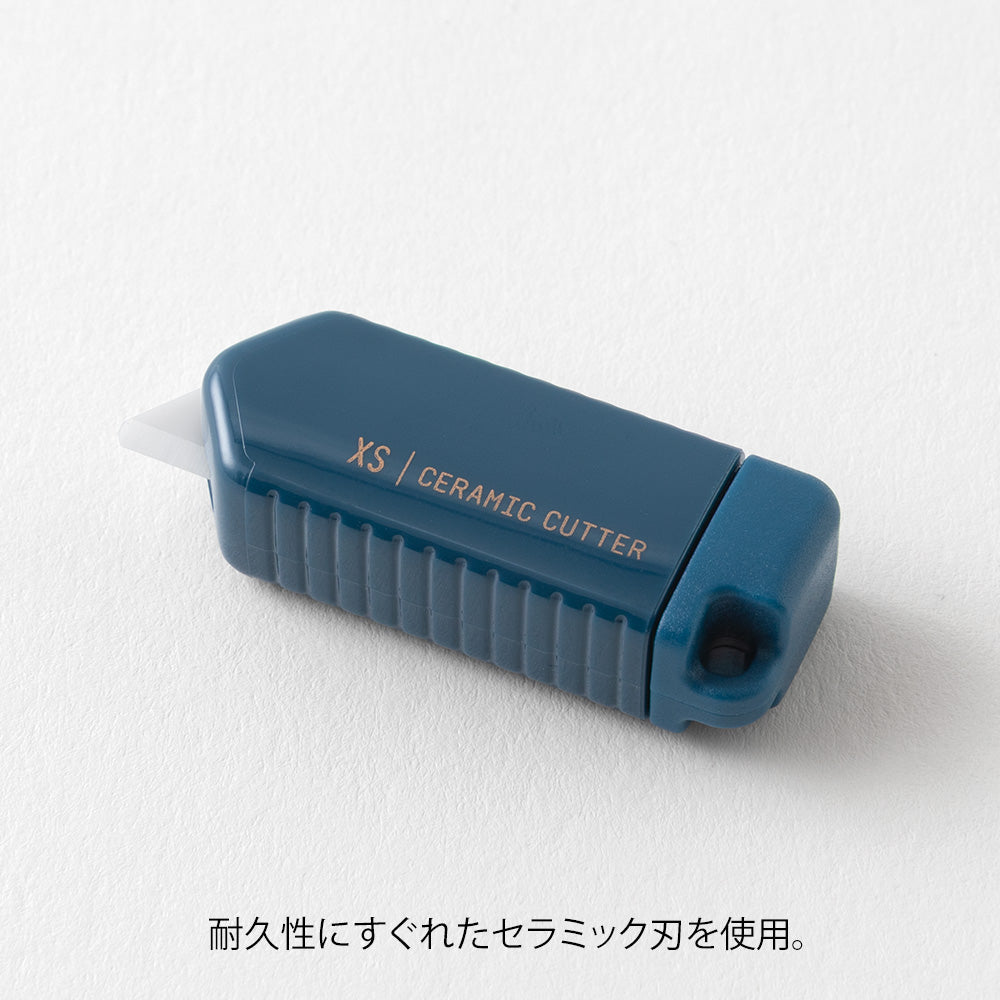 Midori XS Ceramic Cutter — Navy Blue — with packaging