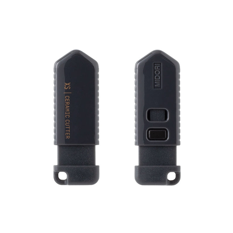 Midori XS Ceramic Cutter — Black — detail view