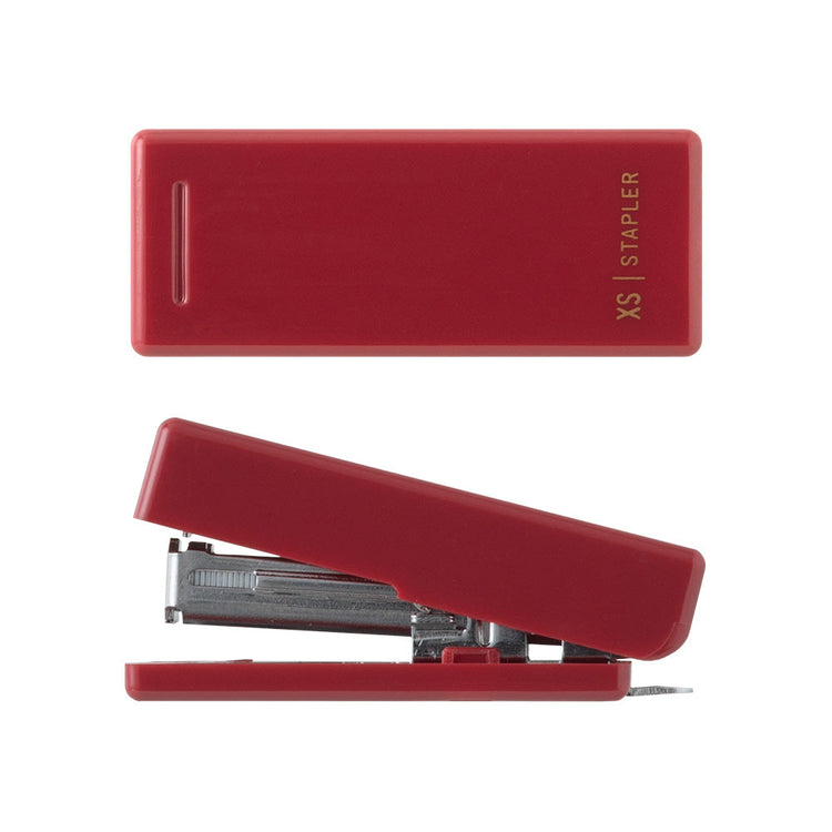 Midori XS Compact Stapler — Dark Red A — detail view