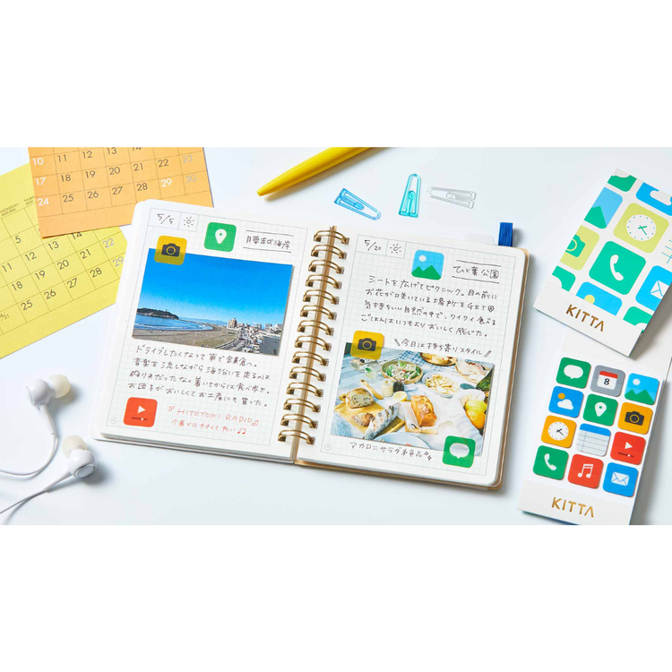 KITTA Clear Sticker — Snack — flat lay