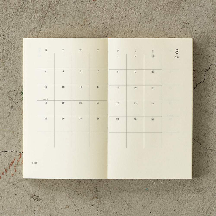 MD Notebook Diary (B6 Slim) 2025 — size reference