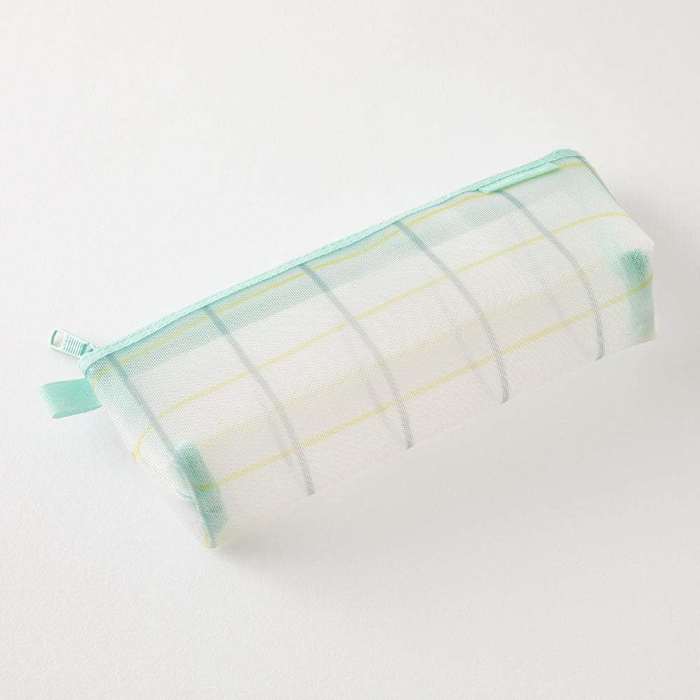 Midori Mesh Pen Case with Gusset <Limited Edition> — Check Green — detail view