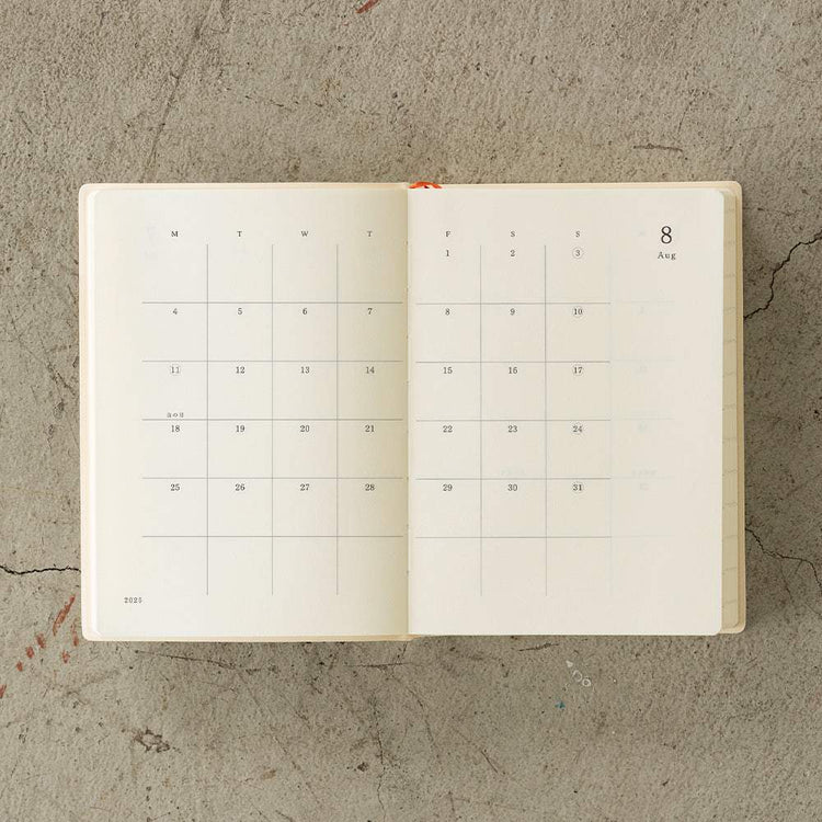 MD Notebook Diary (A6) 1 Day 1 Page 2025 — size reference