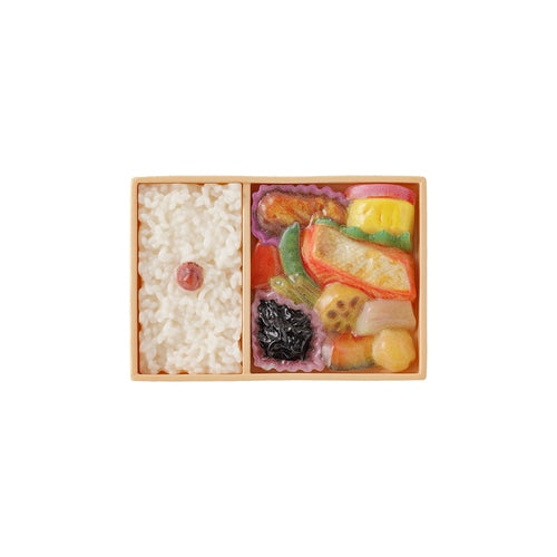 Midori Miniature Magnet — Makunouchi Bento — front view