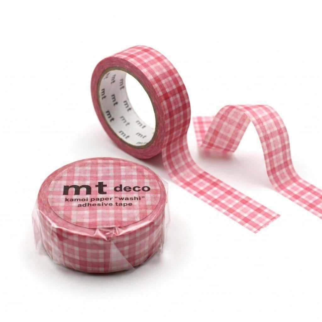 mt 1P Kamoi Washi Tape — Overlapped Wide Gingham Pink — rolled out on paper