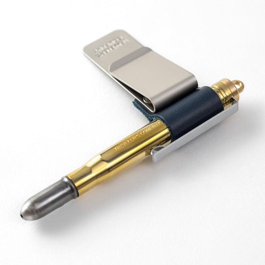 Traveler's Notebook Refill 016 Pen Holder <M> Blue — in use