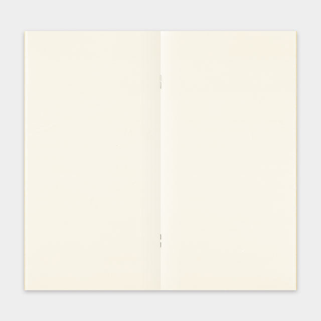 Traveler's Notebook Refill 025 (Regular Size) — MD Paper Cream — size reference