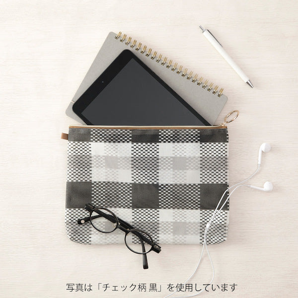 Midori Mesh Graphics Pouch <A5> — Check Black — with packaging