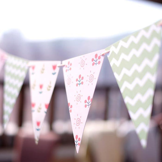 D'Won Bunting — Beauty Flag — front view