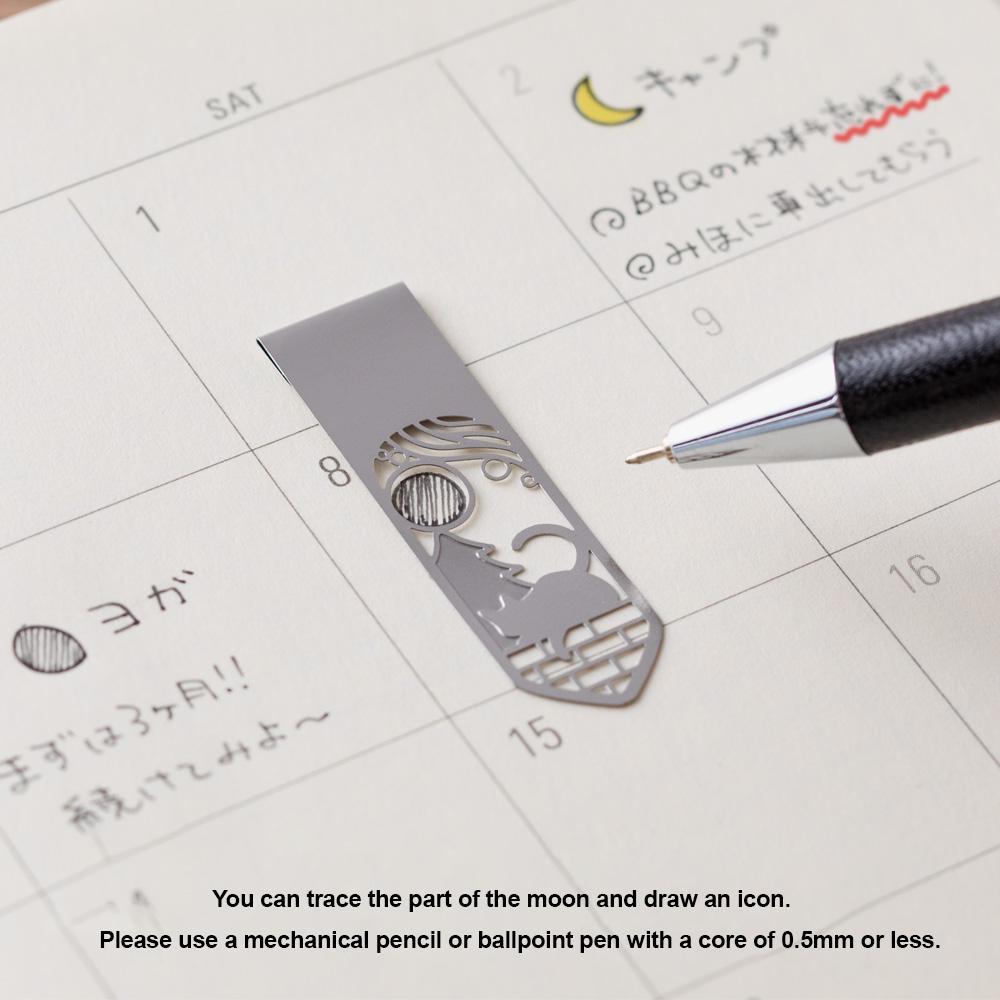 Midori Clip Bookmarker — flat lay