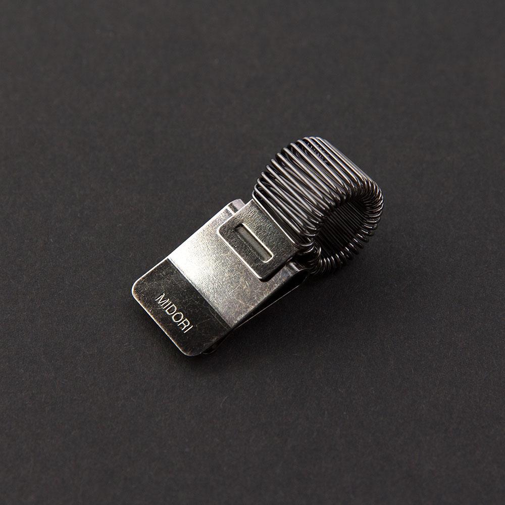 Midori Mini Clip Pen Holder — detail view