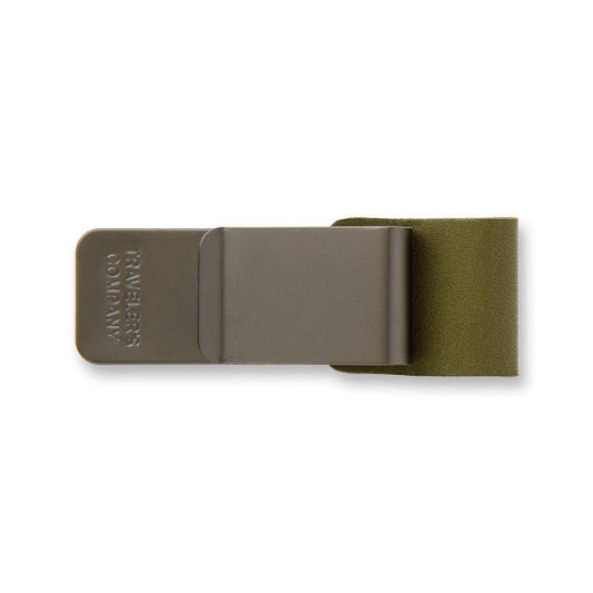 Traveler's Notebook Pen Holder <M> Olive — in use on paper